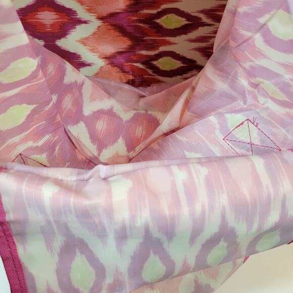 Chico's Tote Fold-Up Bag Large Pink Ikat Print Packable Zipper Double Strap NEW - Picture 12 of 12